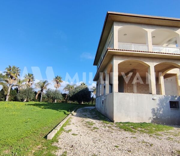 Villa near the beach club Aziz, in Donnalucata