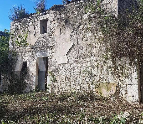 Casale nel cuore di Cava Misericordia