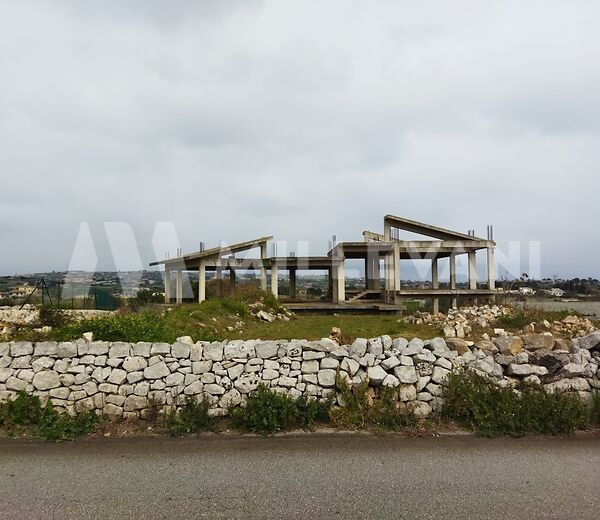 Villa allo stato rustico a Modica Sorda