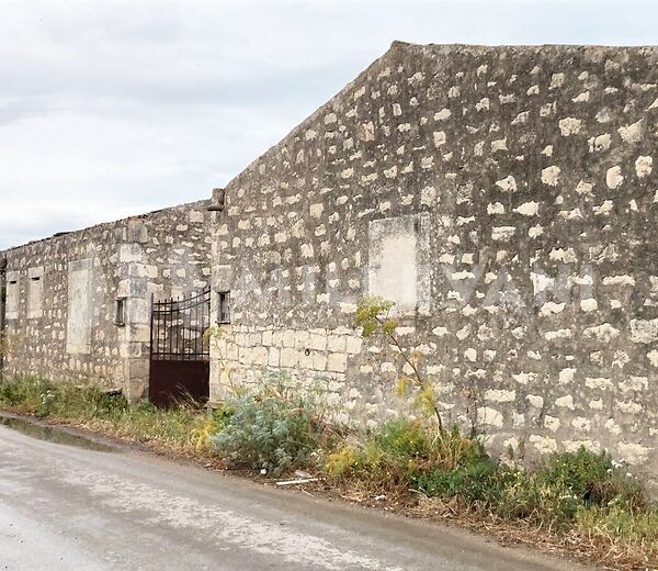 Antica Masseria in pietra a Santa Maria del Focallo, Ispica