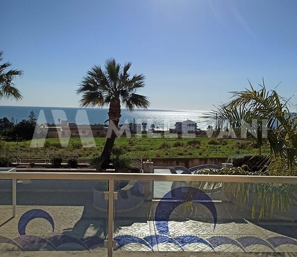 Villa at about 200 meters from the sea with view in Donnalucata