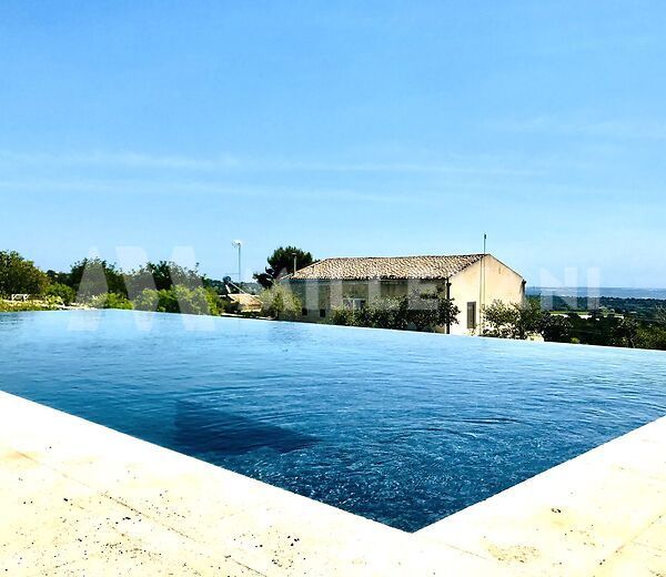 Ancient sicilian residence with sea view, Modica