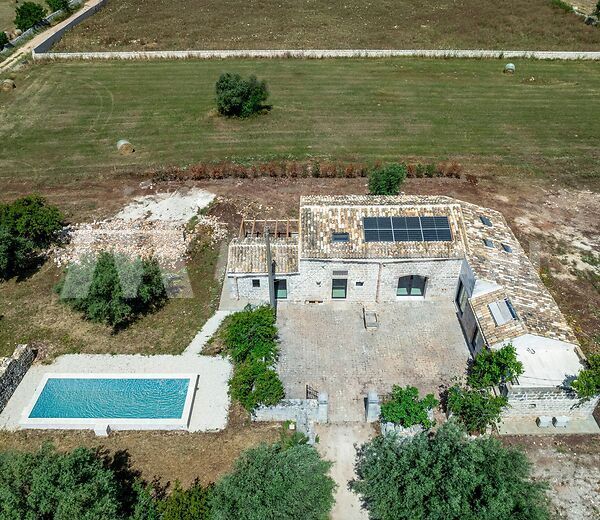 Antico Baglio in pietra nel Val di Noto