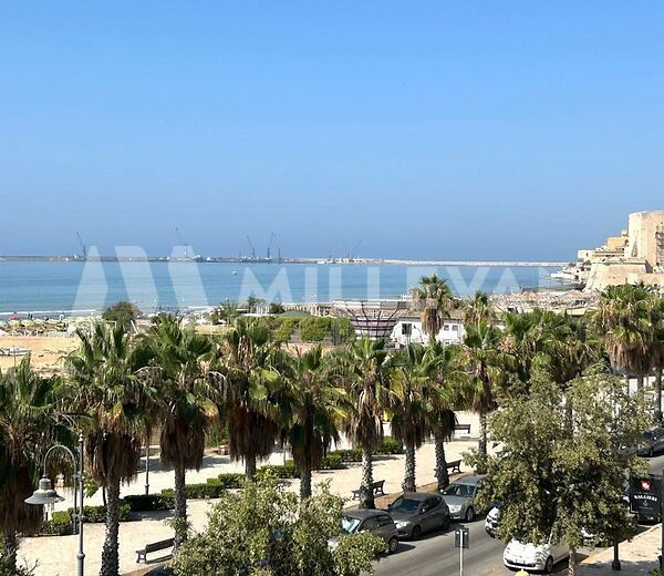 Appartamento fronte mare a Pozzallo