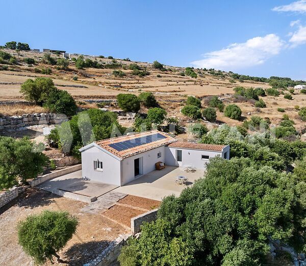 Villetta con vista panoramica tra Ragusa e Marina di Ragusa