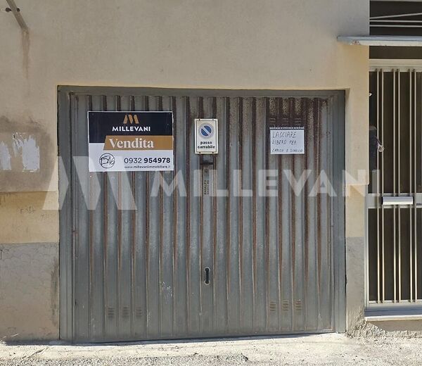 Garage in Donnalucata