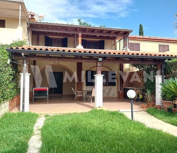 Terraced house in the Maganuco area, Modica