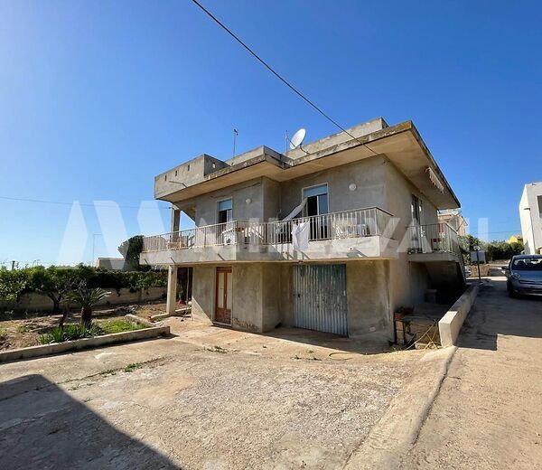 Casa singola vista mare a Cava d’Aliga