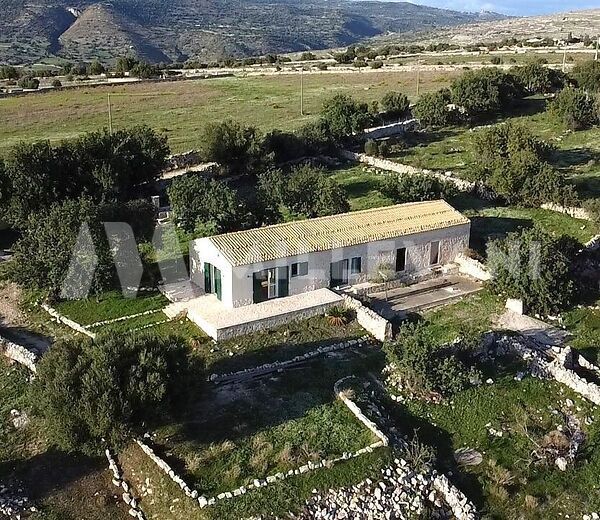 Farmhouse in the Scicli countryside