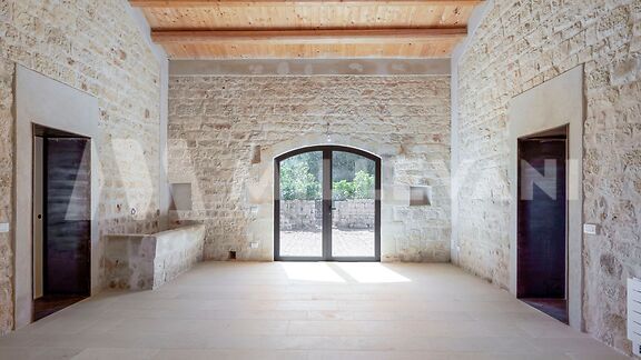 Antico Baglio in pietra nel Val di Noto