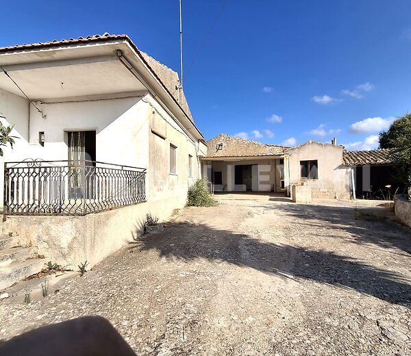 Casa singola nelle campagne tra Modica e Pozzallo