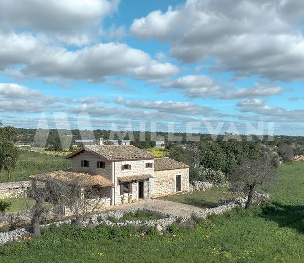 Charming Stone Farmhouse Between Scicli and Modica