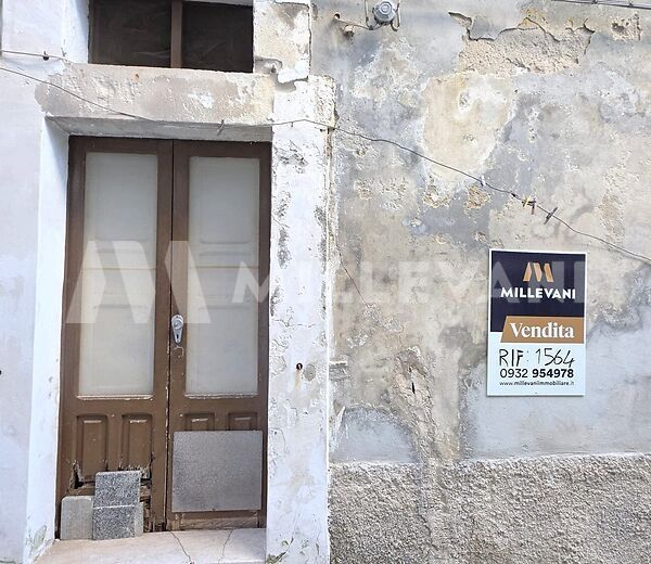 Detached House Just Steps from the Historic Centre of Scicli