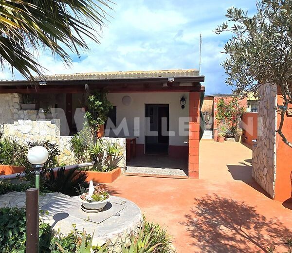 Graziosa casa indipendente a Santa Maria del Focallo, Ispica