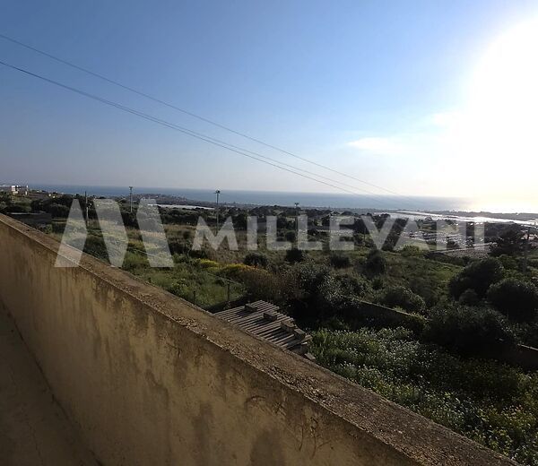 Villa vista mare tra Scicli e Cava d’Aliga