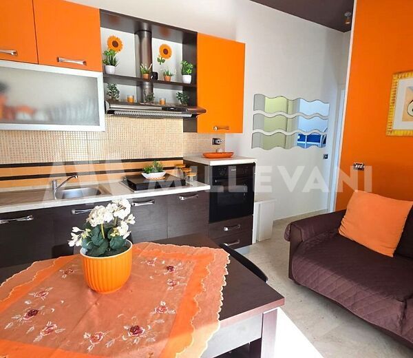 Detached house just 100 metres from the sea in Donnalucata