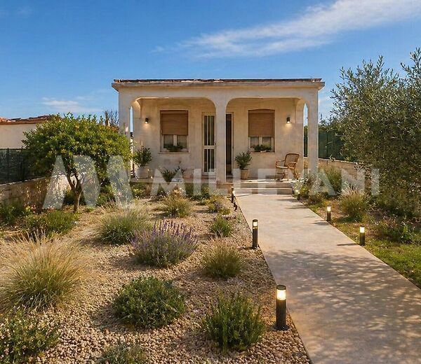 Detached house 1.6 km from the sea in Santa Maria del Focallo, Ispica