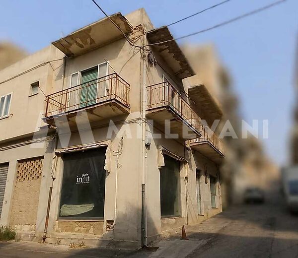 Bright detached house between Jungi and Scicli