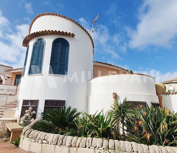 Beautiful finished villa for sale in Caucana