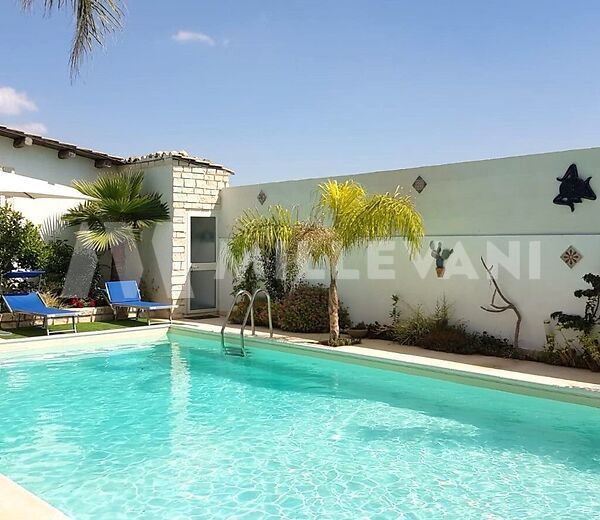 Ground floor villa apartment in Modica