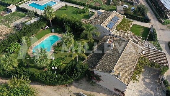 Charming resort consisting of two villas in Scicli