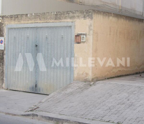 Garage for sale in Scicli