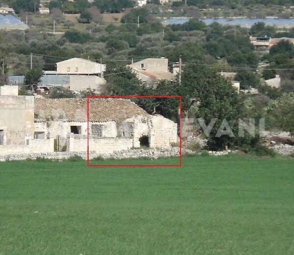 Rural building for sale in Scicli