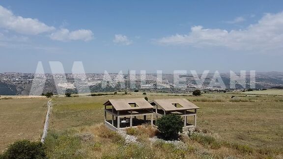 Villetta allo stato rustico tra Modica e Ragusa