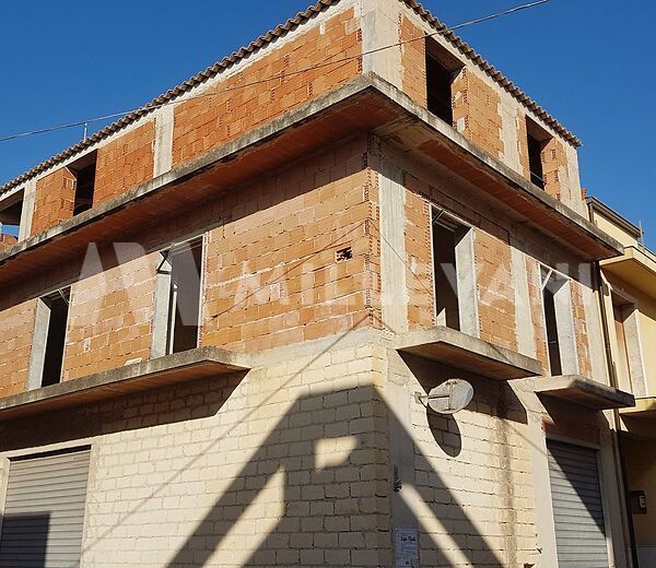 Casa singola allo stato rustico a Donnalucata, Scicli