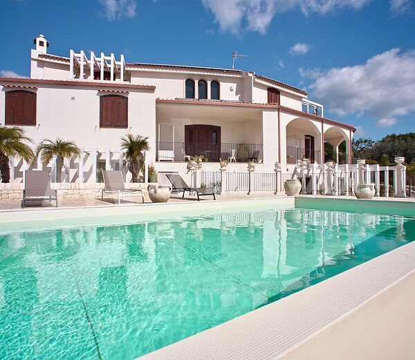 Prestigious Villa with pool in Marina di Ragusa