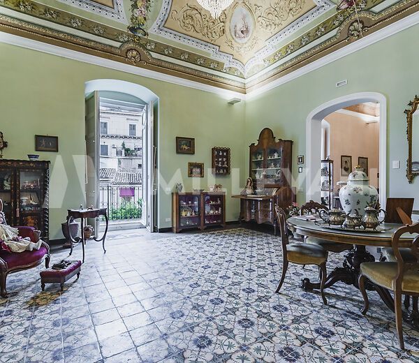 Ancient apartment in the heart of Modica